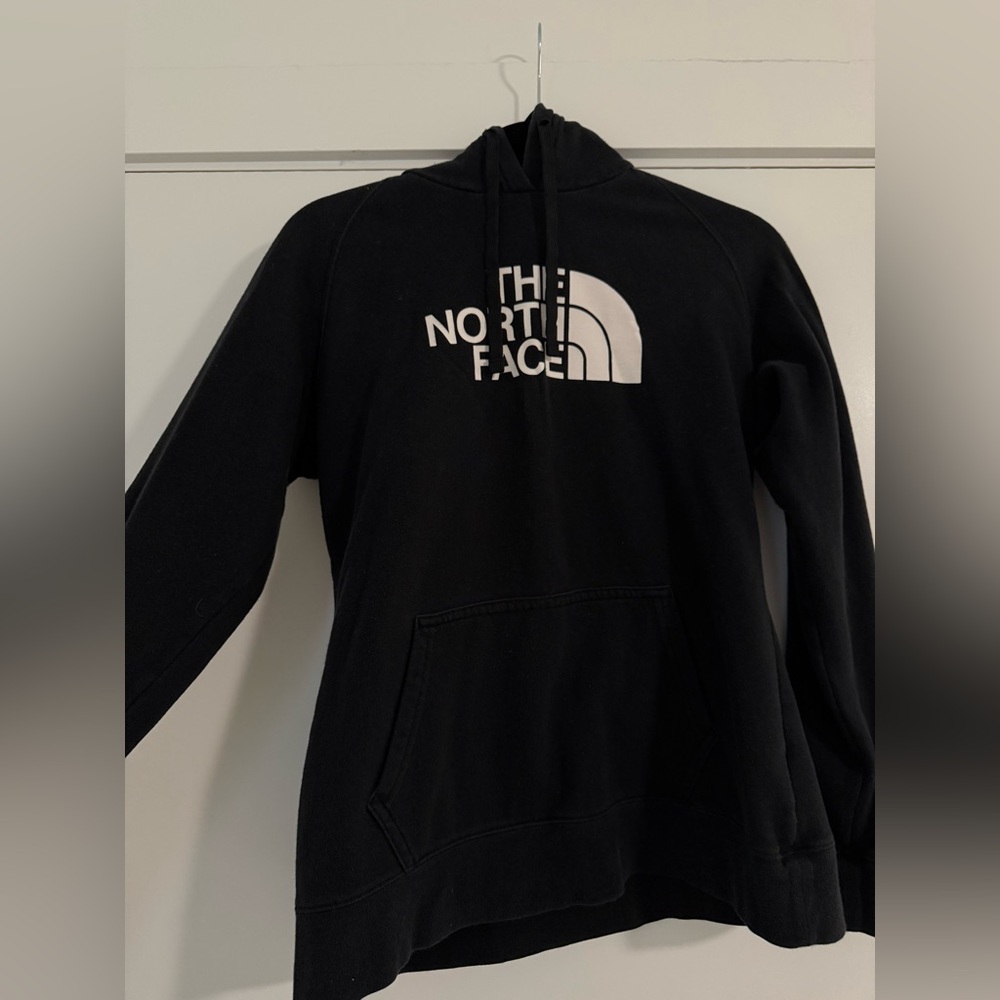 The North Face Classic Black Apparel